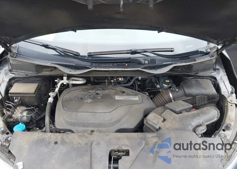 2018 Honda Odyssey Lx z USA, uszkodzony, nr VIN 5FNRL6H21JB034782